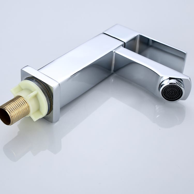 Chrome Chrome à manche unique Basin à eau froide Robinet Pont en céramique monté en céramique pour hôtels ou conception de salle de bain de luxe - Image 2